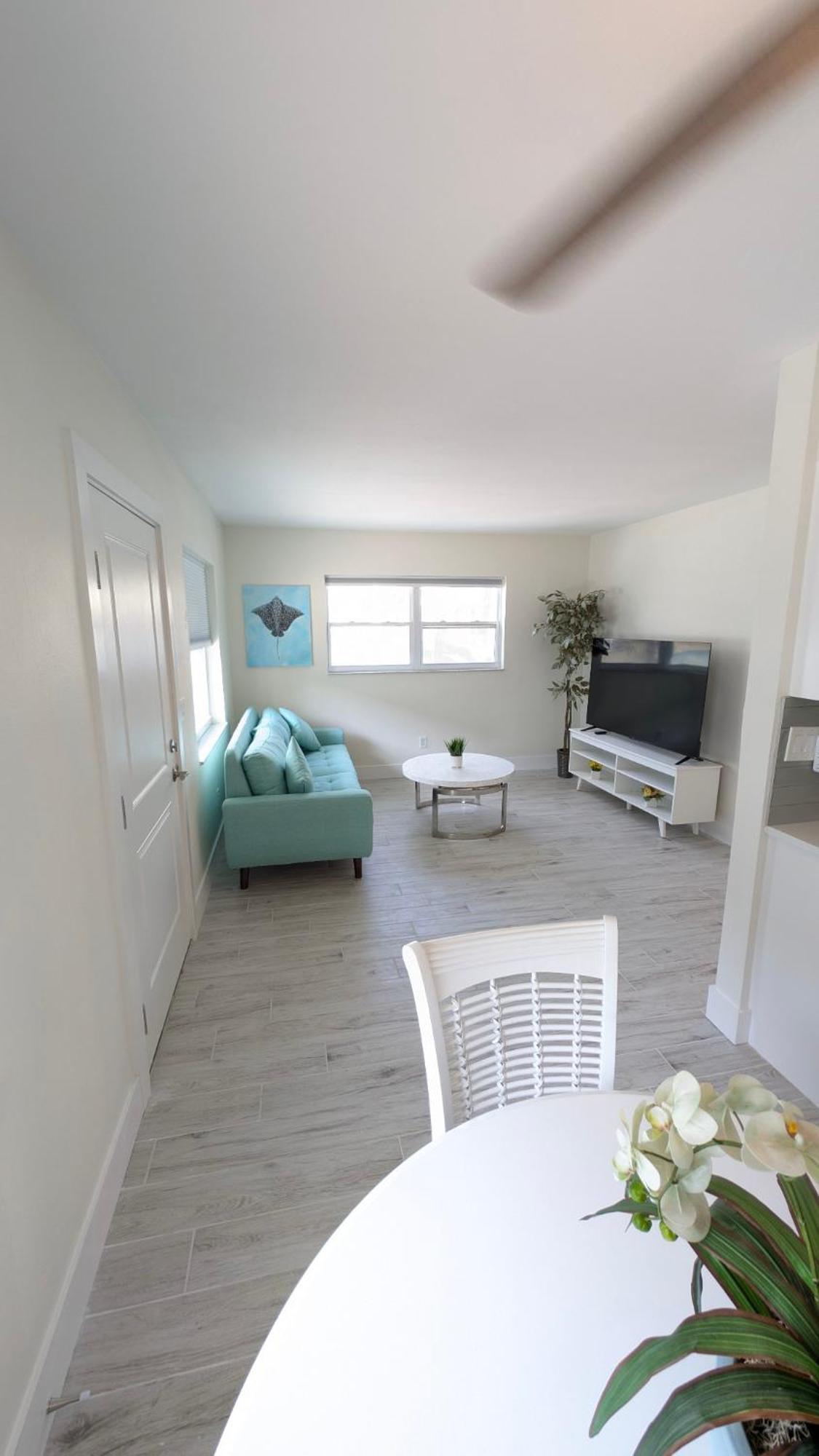 Sun, Sand, Coastal Haven 1 Clearwater Beach Exterior photo